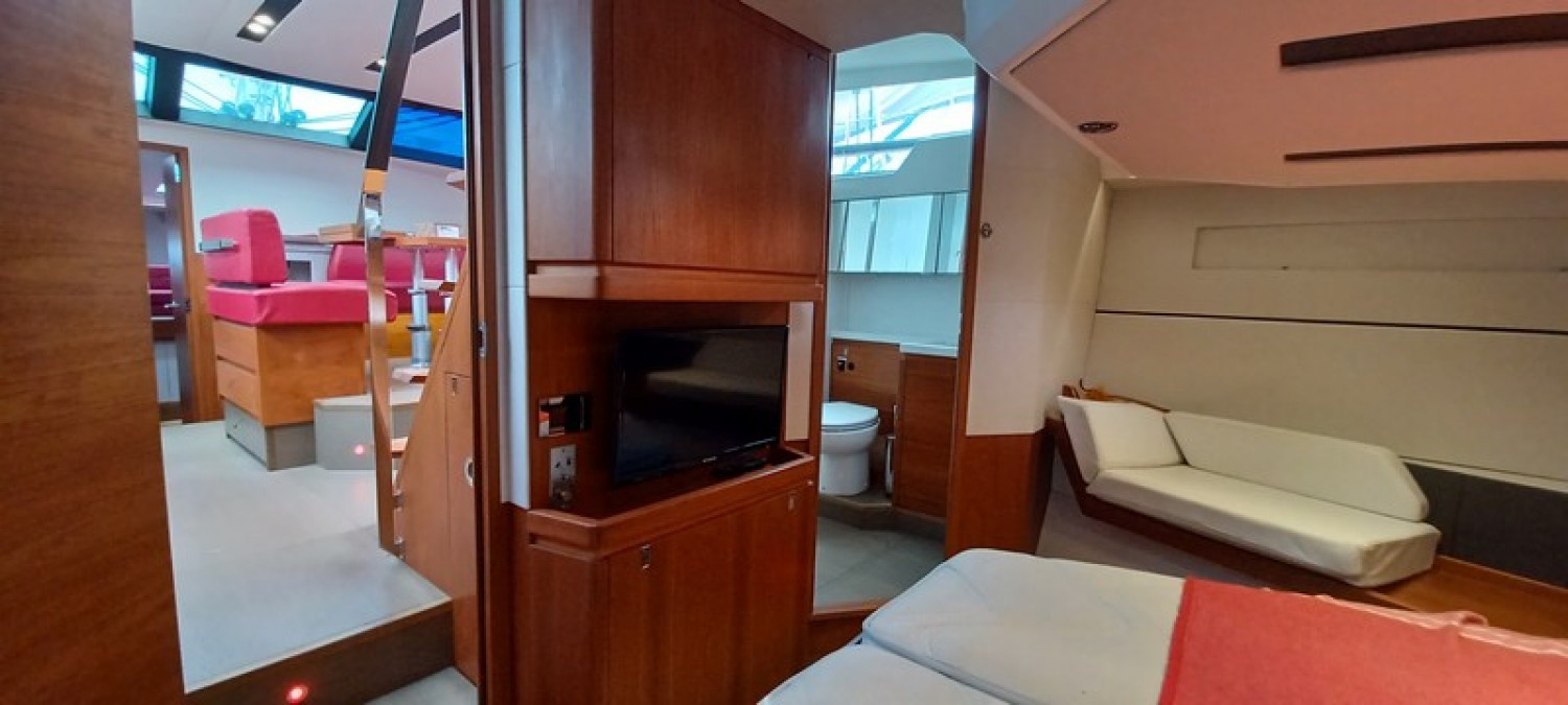 slider 20 Wauquiez Pilot Saloon 42